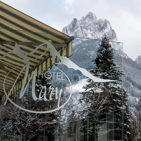 Mary Hotel Pozza di Fassa