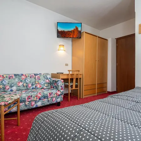 Hotel Mary